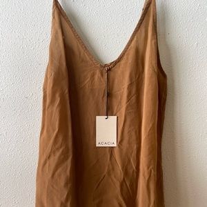NWT Acacia Nelly Top